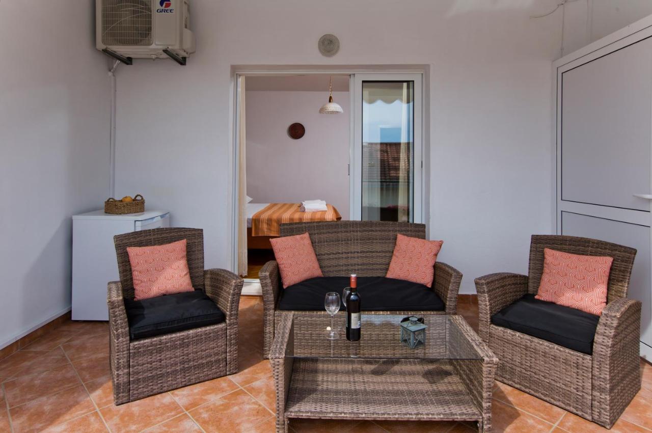 Guesthouse Aurora